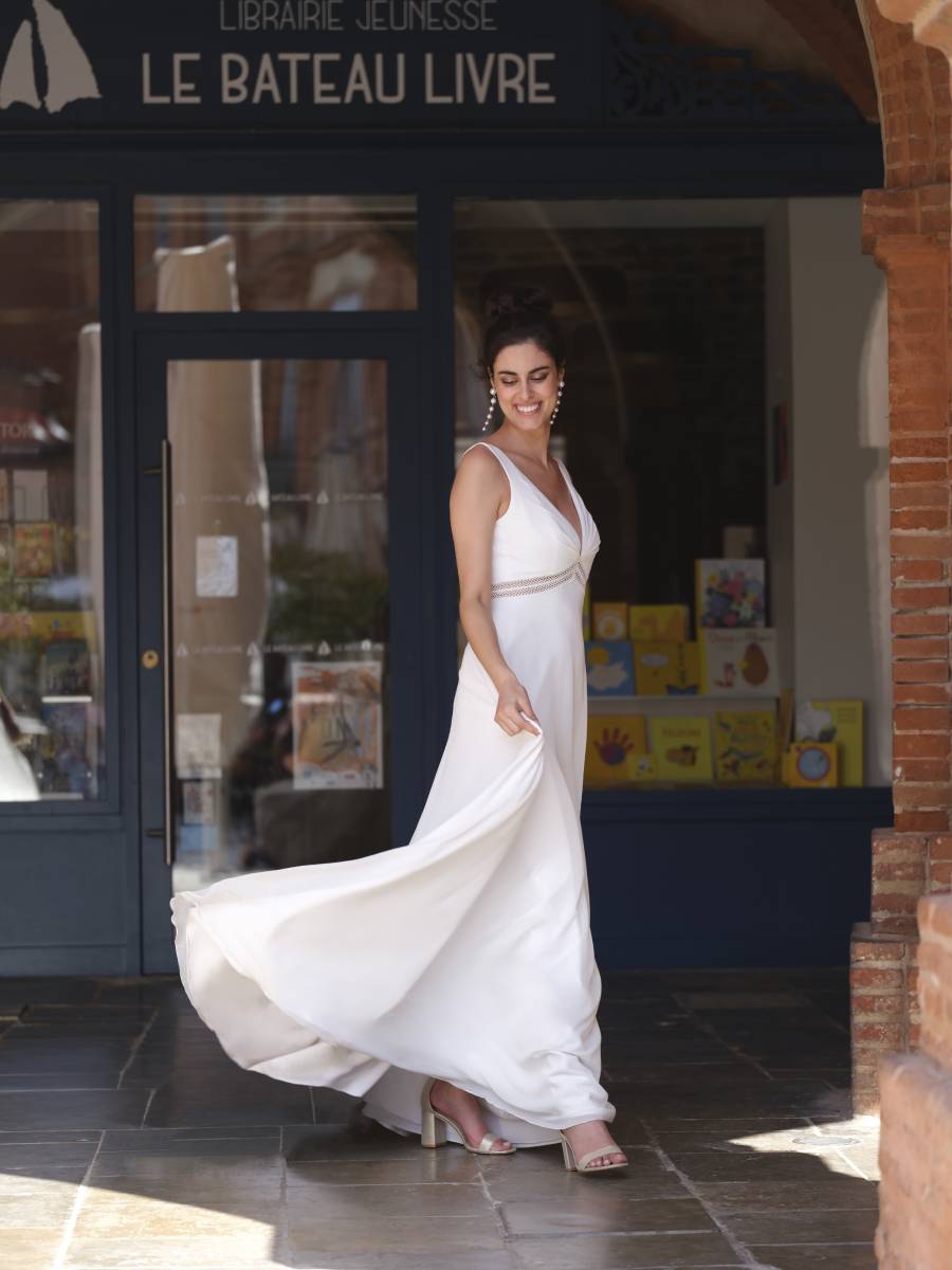 Robe de mariée simple et raffinée VICKIE